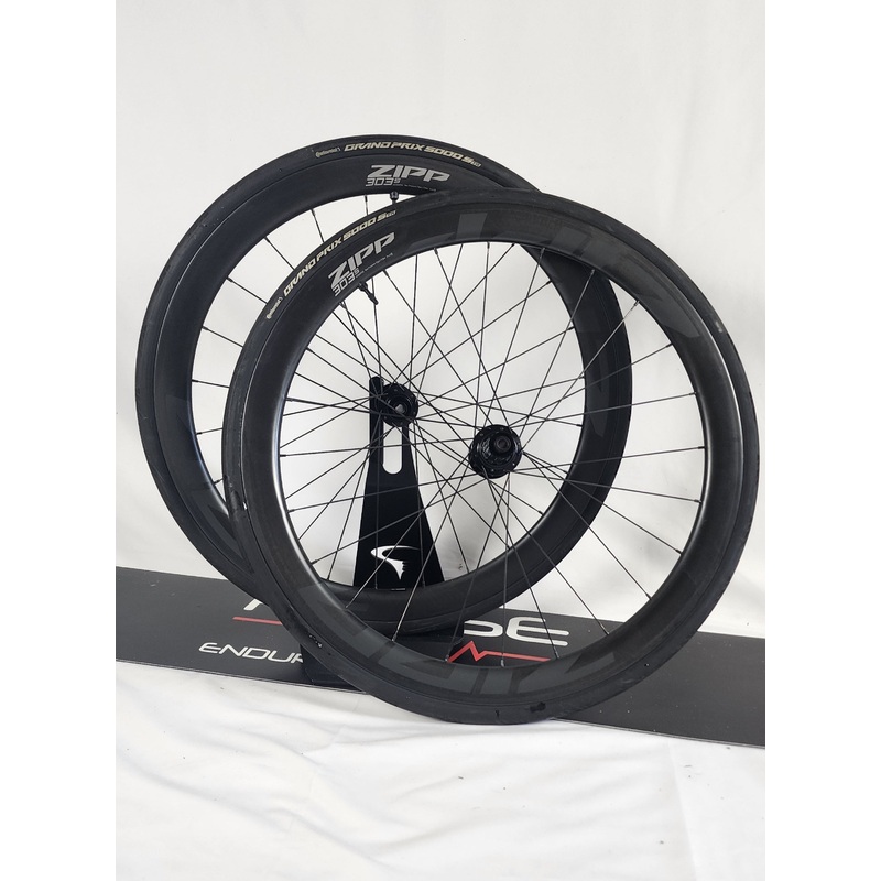 ZIPP 303S Wheel Set| Disc Brake| Shimano Hub 11 Sp| Pre Owned