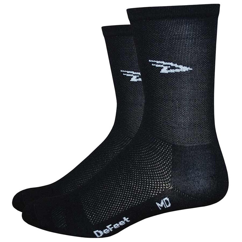 DeFeet Aireator Black D Logo Hitop MD 5″ Cuff