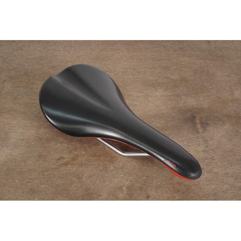 142mm (Shallow) Fabric Scoop Cr-Mo Rail Road Saddle 253g