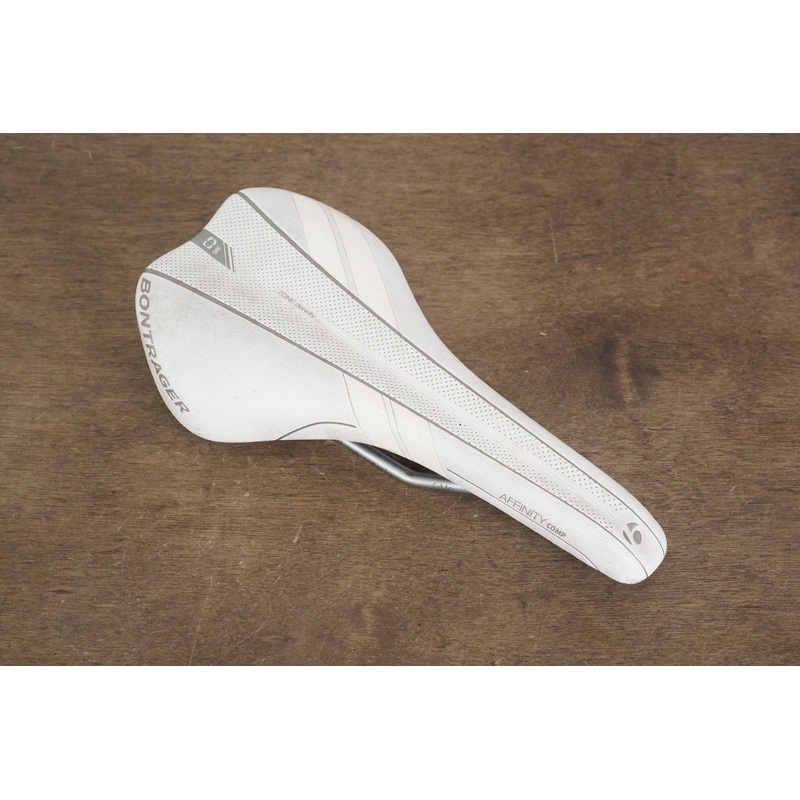 138mm Bontrager Affinity Comp CrMo Rail Road Saddle