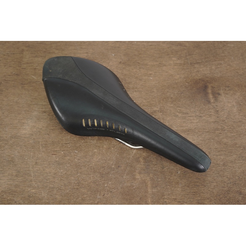 132mm Fizik Arione Titanium Rail Road Saddle 249g