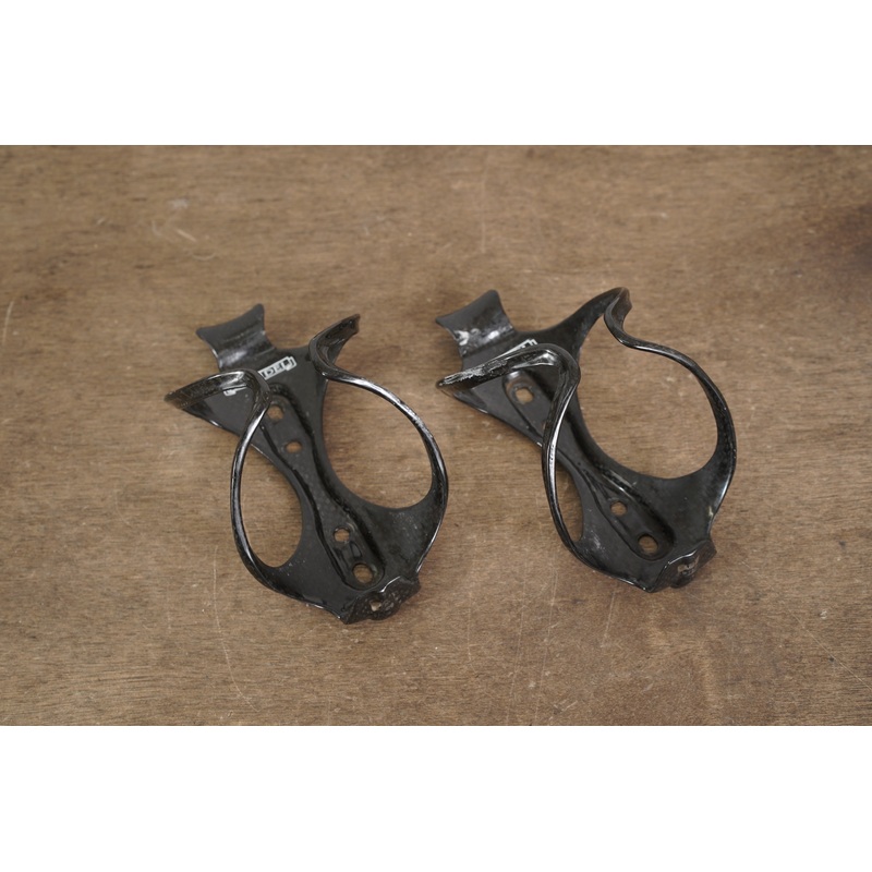 (2) Arundel Mandible Carbon Water Bottle Cages 51g