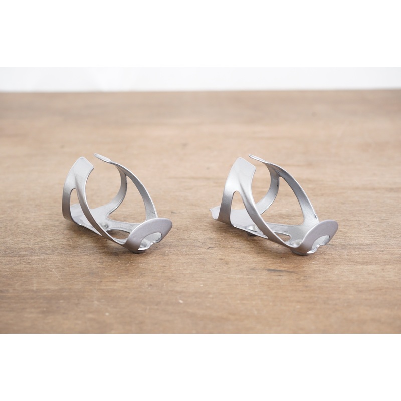 (2) Water Bottle Cages Plastic 66g