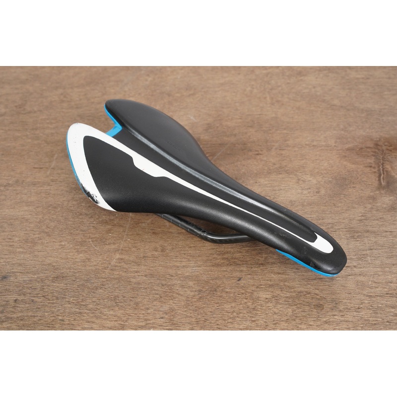 130mm Giant Contact SLR Carbon Rail Road Saddle 195g