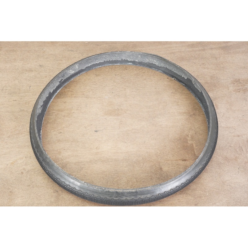 (1) 700x38C (38mm) Panaracer Gravelking SK Tubeless Clincher Gravel Tire