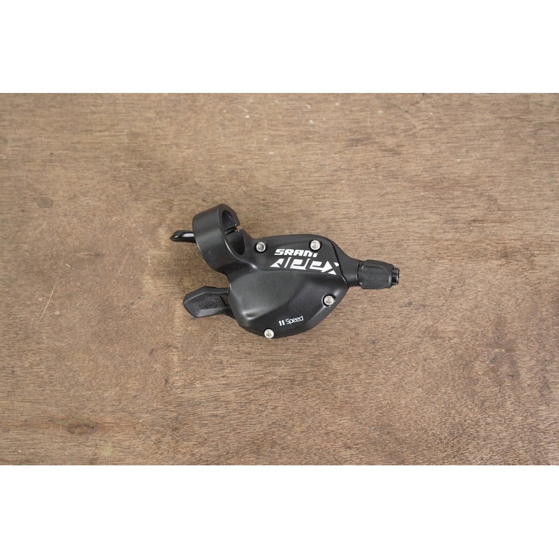 (1) RIGHT SRAM Apex 11 Speed Flat Bar Mechanical Rim Brake Shifter