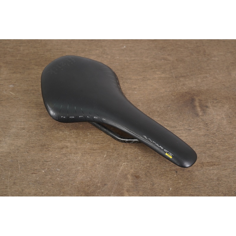 140mm (Regular) Fizik Antares 00 Carbon Road Saddle 144g
