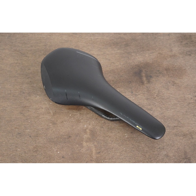 147mm (Regular) Fizik Antares 00 Carbon Road Saddle 141g